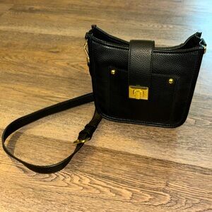 Steve Madden black crossbody purse